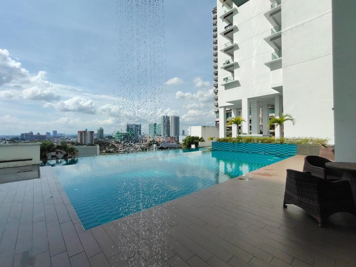 Glex Homes, Pinnacle Tower Johor Bahru Dış mekan fotoğraf